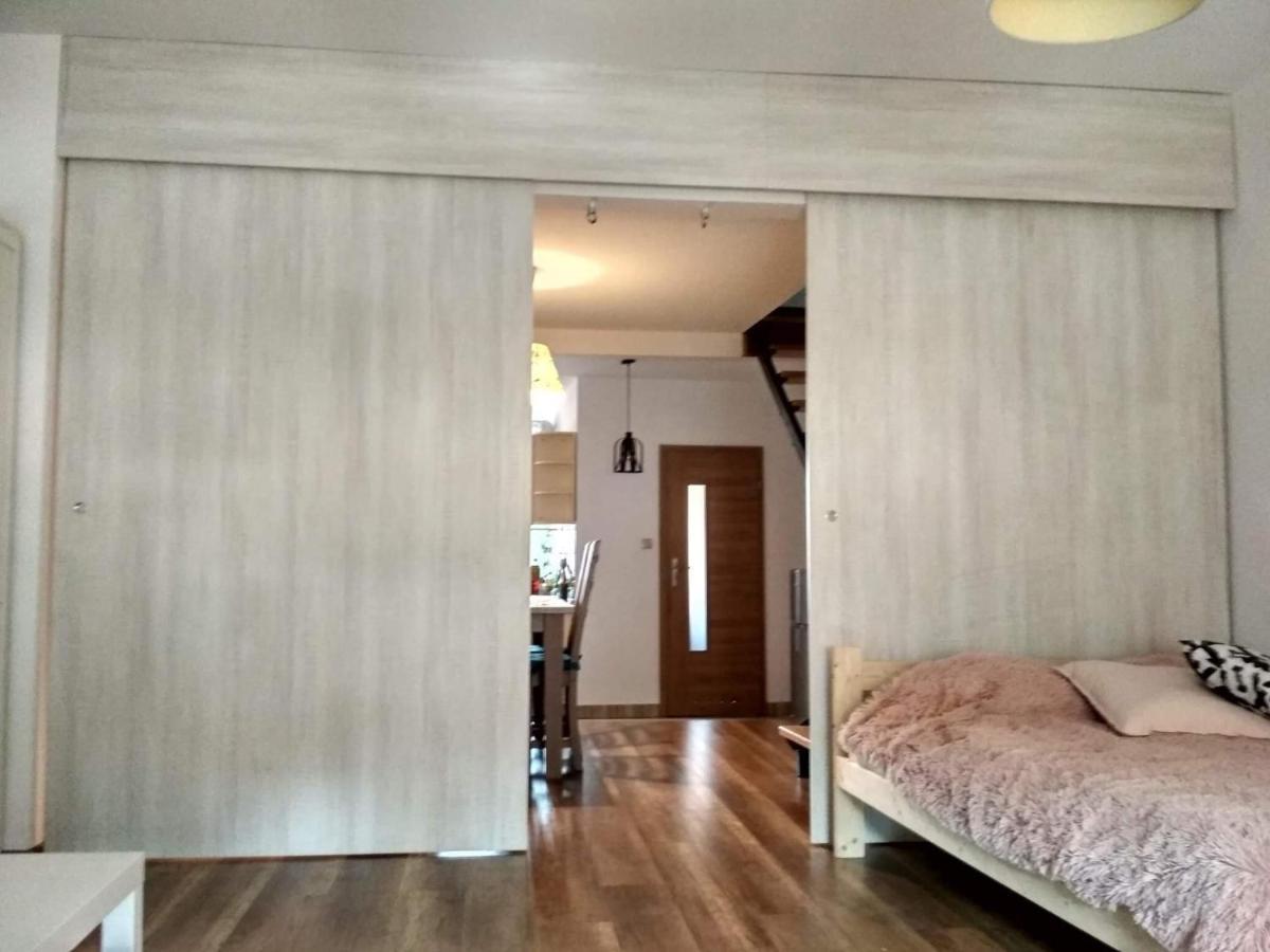 Apartament Na Rynku Chęciny المظهر الخارجي الصورة